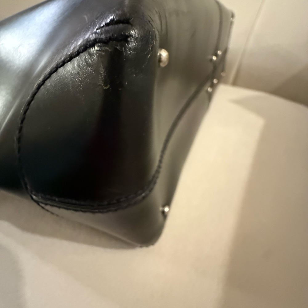 Tod's Elegant Black Leather Tote - Amazing!!! - Picture 11 of 12